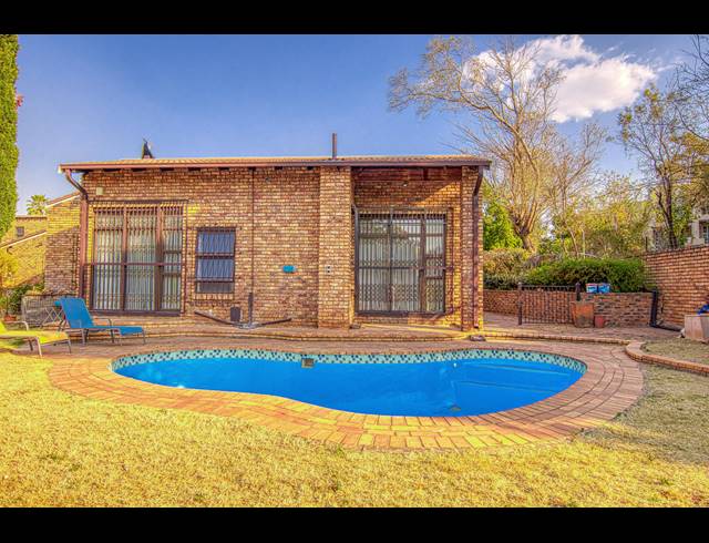 3 BEDROOM SIMPLEX SOLD IN BRYANSTON